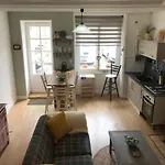 Dom wakacyjny - - Sleeps 2 - Parking Montembœuf