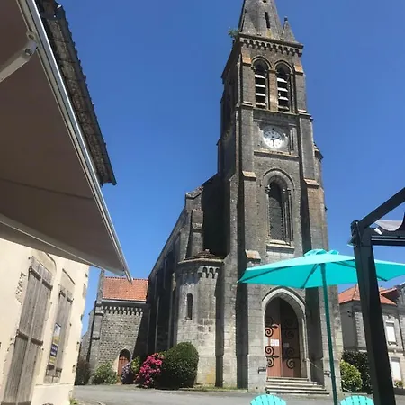 - - Sleeps 2 - Parking بيت للعطل *