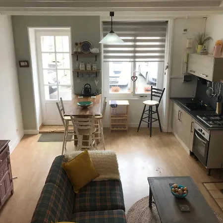 Дом отдыха - - Sleeps 2 - Parking Montemboeuf