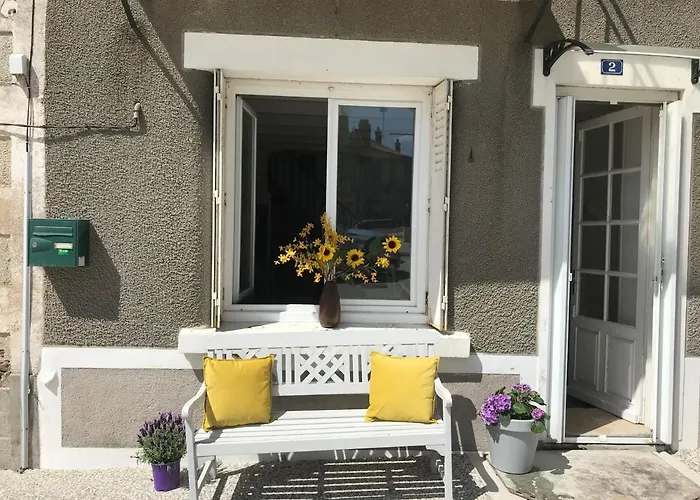 Сasa de vacaciones - - Sleeps 2 - Parking