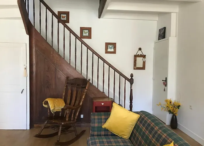 Сasa de vacaciones - - Sleeps 2 - Parking Montembœuf